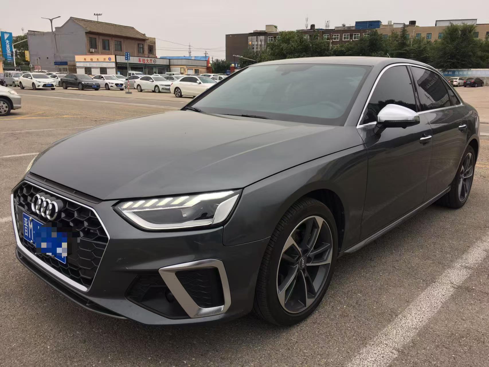 奥迪a4L 300/天